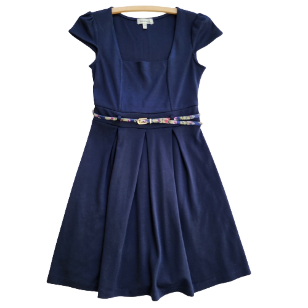 Monteau Los Angelas Blue Fit & Flare Cap Sleeve Floral Belted Academia Dress ♥️
